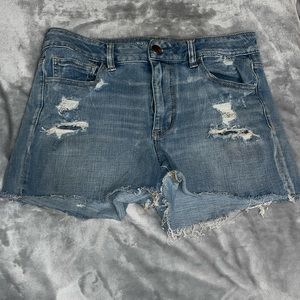 360 super stretch jean shorts light wash